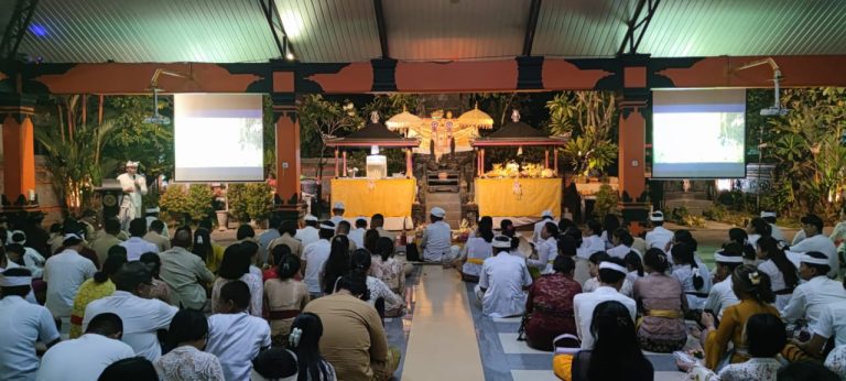 Jadwal Pujawali Pura Giri Natha Makassar, Purnama Kapat – 17 Oktober 2024